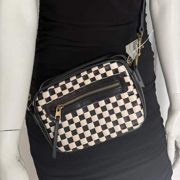 Universal Thread Checkered Black and CreamCrossbody Bag - Picture 2 of 7